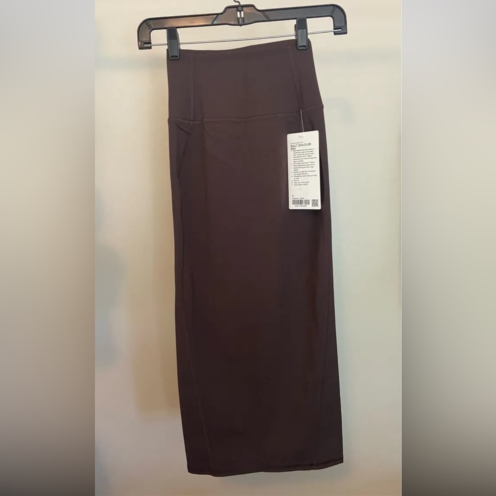 Lululemon Nulu Slim-Fit High-Rise Skirt